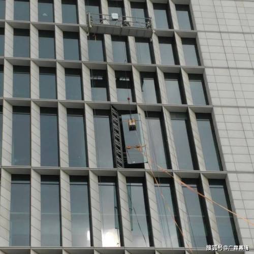广州批量幕墙改造翻新:广霖幕墙近30年劳务施工经验